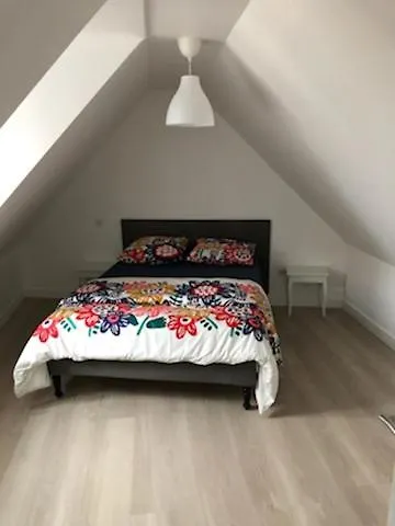 בית נופש Maison Des Rencontres Amicales *